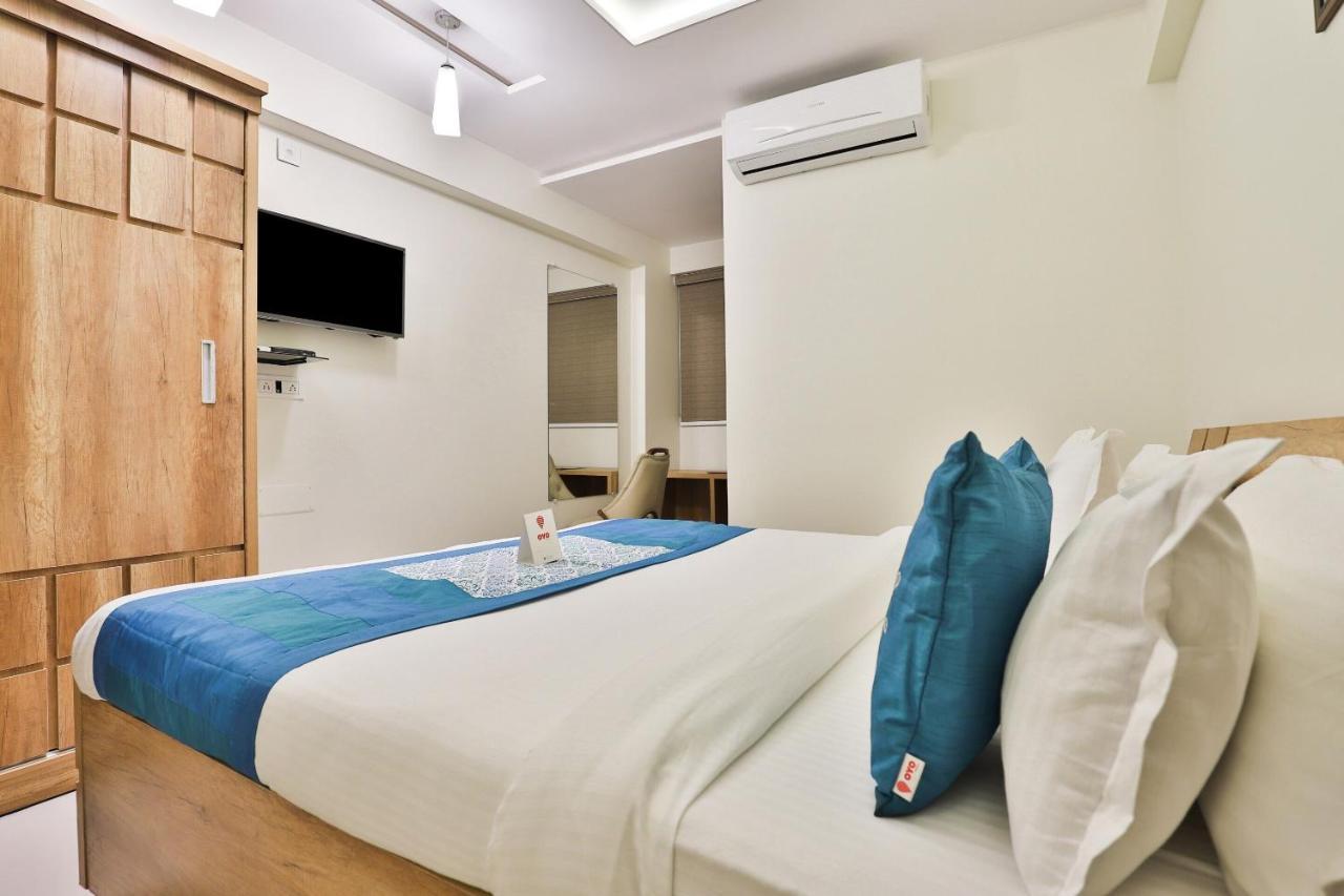 Collection O 12462 Hotel Shiv Inn Gandhinagar Zewnętrze zdjęcie