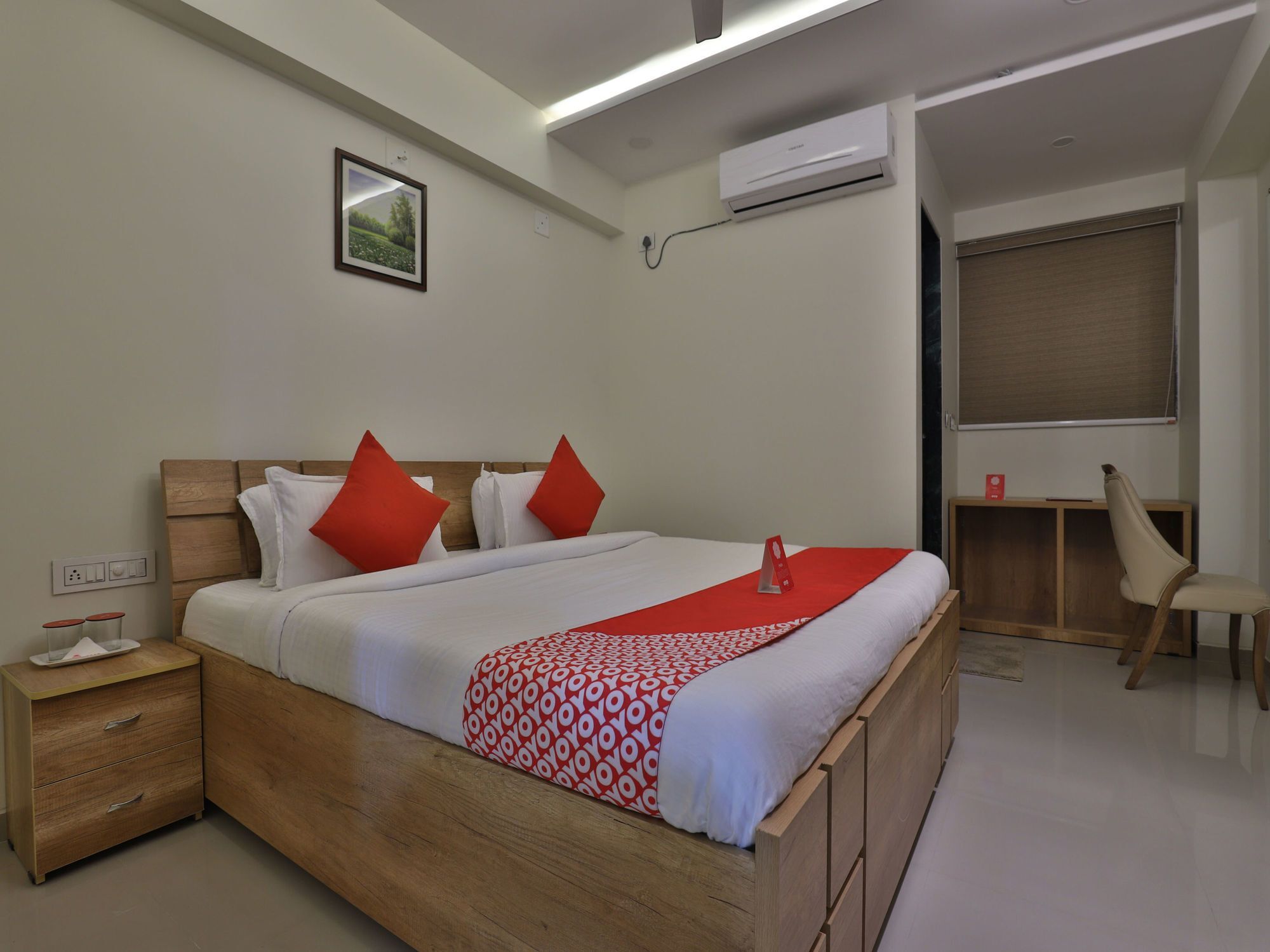 Collection O 12462 Hotel Shiv Inn Gandhinagar Zewnętrze zdjęcie